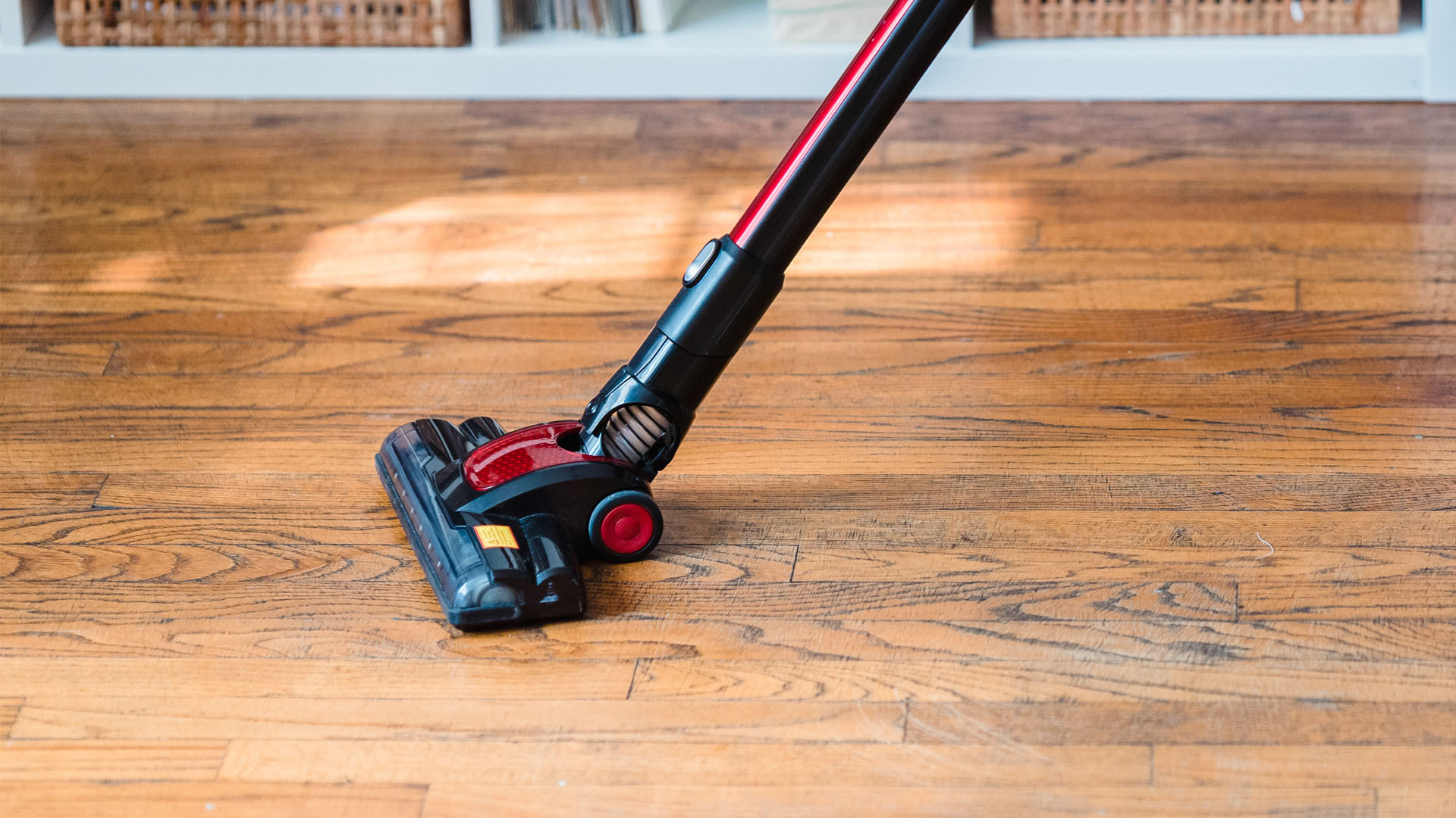 do vacuums ruin hardwood floors