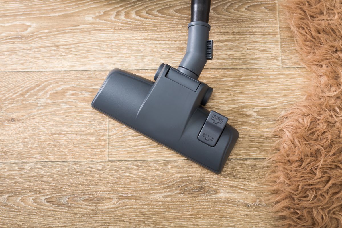 Best Cordless Vacuum Under $200