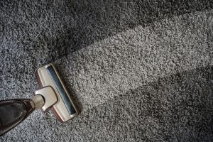 can you use a stick vacuum on carpet? [pros and cons]