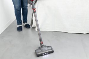 how to clean dyson cordless vacuums