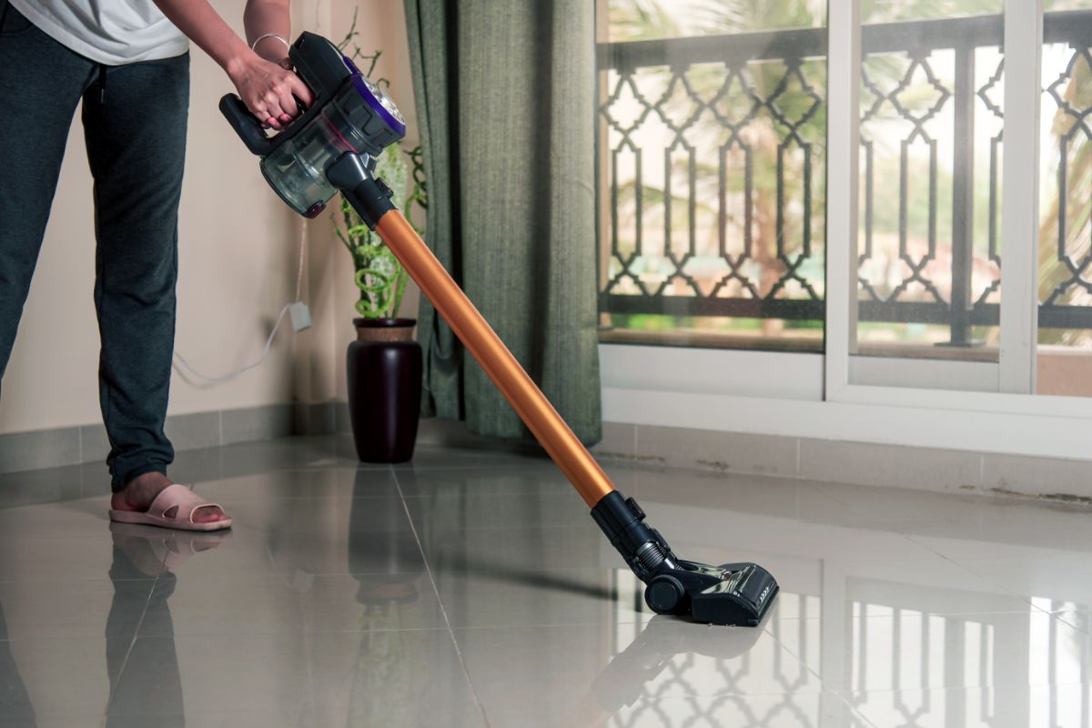 Which Dyson Cordless Vacuums Have Replaceable Batteries?