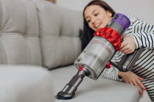 dyson stick vacuum canister stuck: quick solutions and tips